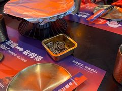 -何师烧烤·香辣蟹·川菜·30年老品牌(太古里旗舰店)