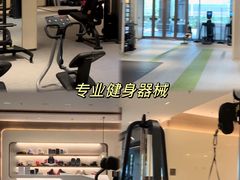 -深圳国际会展中心希尔顿酒店(前海华发冰雪世界店)