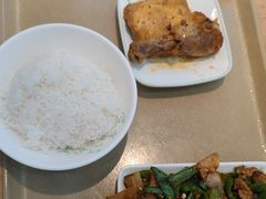 -老乡鸡(西岸凤巢店)