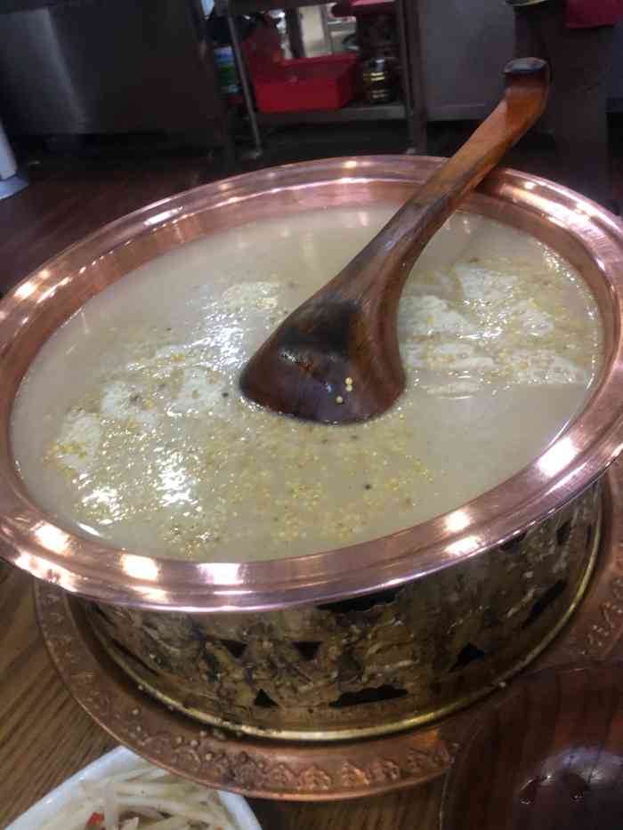 萨日娜阿妈蒙餐店-"十一假期中途的一站,专门找了当地特色的手.