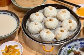 Wang Jilian's Signature Pork Steamed Bun