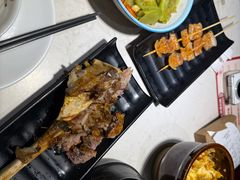 -丁里羊肉小镇(天鹅湖总店)