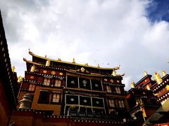 -噶丹松赞林寺