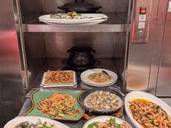 -荣基四海一家·家常菜·海鲜大排档(新安店)