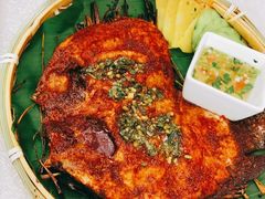 傣家香茅草烤罗非鱼-云腾食府·云南菜
