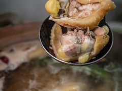 阳山骟鸡-威邵鸡煲(西华路总店)