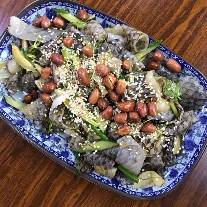 彩姐甜品-"[薄荷]环境:过了桥进入景区打算解决一下."-大众点评移动版