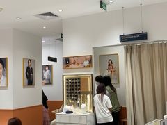-海马体照相馆(万菱汇店)