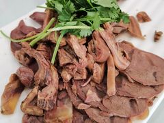 -龙香居海鲜浑锅家常菜·特色驴肉