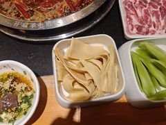 -一斗火锅·招财羊毛肚(北温泉九号店)