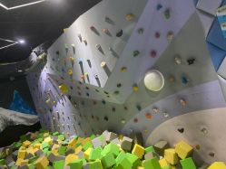 点击看大图 -反弹蹦床公园·亲子乐园·团建·派对(青岛融创茂店)