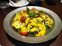 果蔬大拌菜-曼听小寨海鲜烧烤·大连辣炒大王(盖州街店)