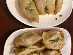 -小姜锅贴(凤凰街店)