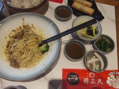 -馋三尺蟹粉小笼(人民广场店)