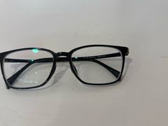 -博士眼镜(东莞东湖花园店)