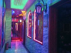 -路边边.炒菜烧烤.音乐餐厅(良乡长虹店)