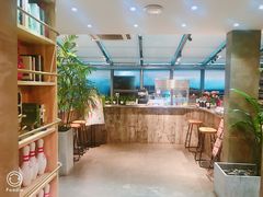 -HIGH FIVE哈福手工汉堡(桂林路店)