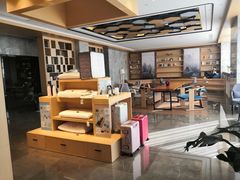 -长沙省政府地铁站亚朵酒店