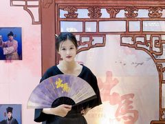 -虹桥艺术中心