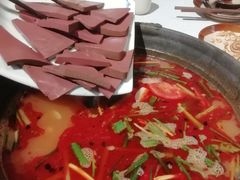 -贵府酸汤牛肉火锅·贵州老字号(飞山街店)