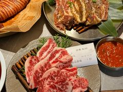 -草家酱蟹炭火烤肉店(珲春南路一店)