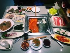 -海底捞火锅鲜切牛肉主题店(长寿路店)