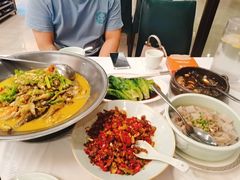 -饭怕鱼·黄焖鲟龙鱼(湖大店)