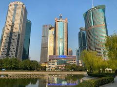 -陆家嘴中心绿地