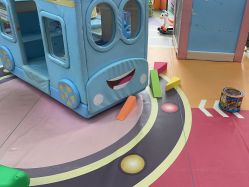 -孩子王(昆山招商花园城店)