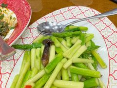 鸡枞菌炒芦竹笋-良友·地标海鲜青岛菜(五四广场店)