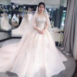 -艾米丽婚纱礼服