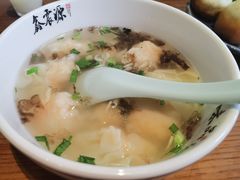 虾仁馄饨-鑫震源·苏式大虾生煎(山塘街店)