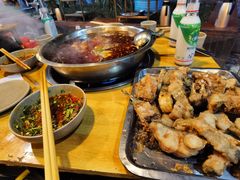 -肖肖酸萝卜鱼火锅(总店)