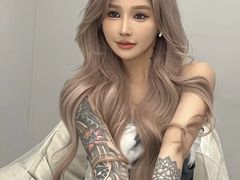 -梅龙镇广场