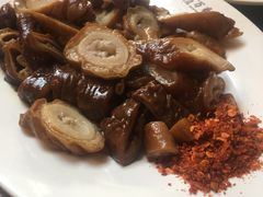 卤肥肠-老鼎万春卤菜(五代传承创始老店)