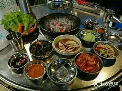 -釜山火炉·海鲜烤肉(紫藤路店)