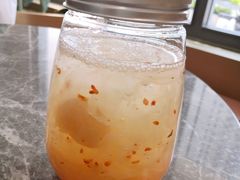 水蜜桃荔枝雪燕银耳羹-蜜思琪蛋糕(民生路店)