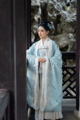 -一揽芳华汉服旗袍体验馆(拙政园店)