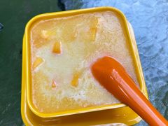-月亮眼花园餐厅书吧酒吧