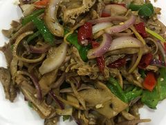 -萨宁音登锡伯风味餐厅(一楼店)