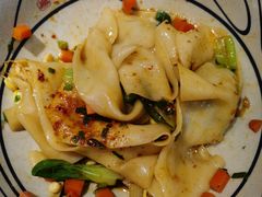 -陇上秦轩西安biangbiang面(朝龙汇店)