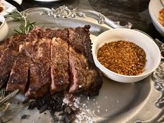 -LESCEDARS Brasserie Bistro香柏树