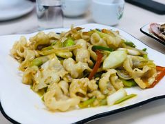 葱爆花螺片-富临港·蒸汽海鲜·手抓海鲜·炒菜(栈桥店)