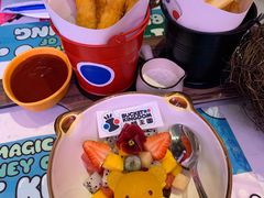 -水桶王国主题餐厅·聚会·生日派对·亲子活动·家庭套餐(亚龙湾希尔顿店)