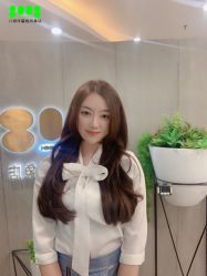 点击看大图 长发-八佰伴8008星级形象店