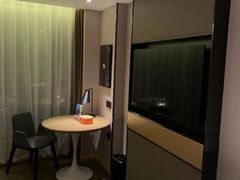 -珠海拱北富华里环宇城亚朵酒店