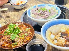 -冯烫烫跷脚牛肉·川菜小馆(武胜西街店)