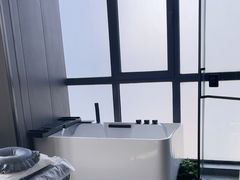 -银泰百货(海宁店)