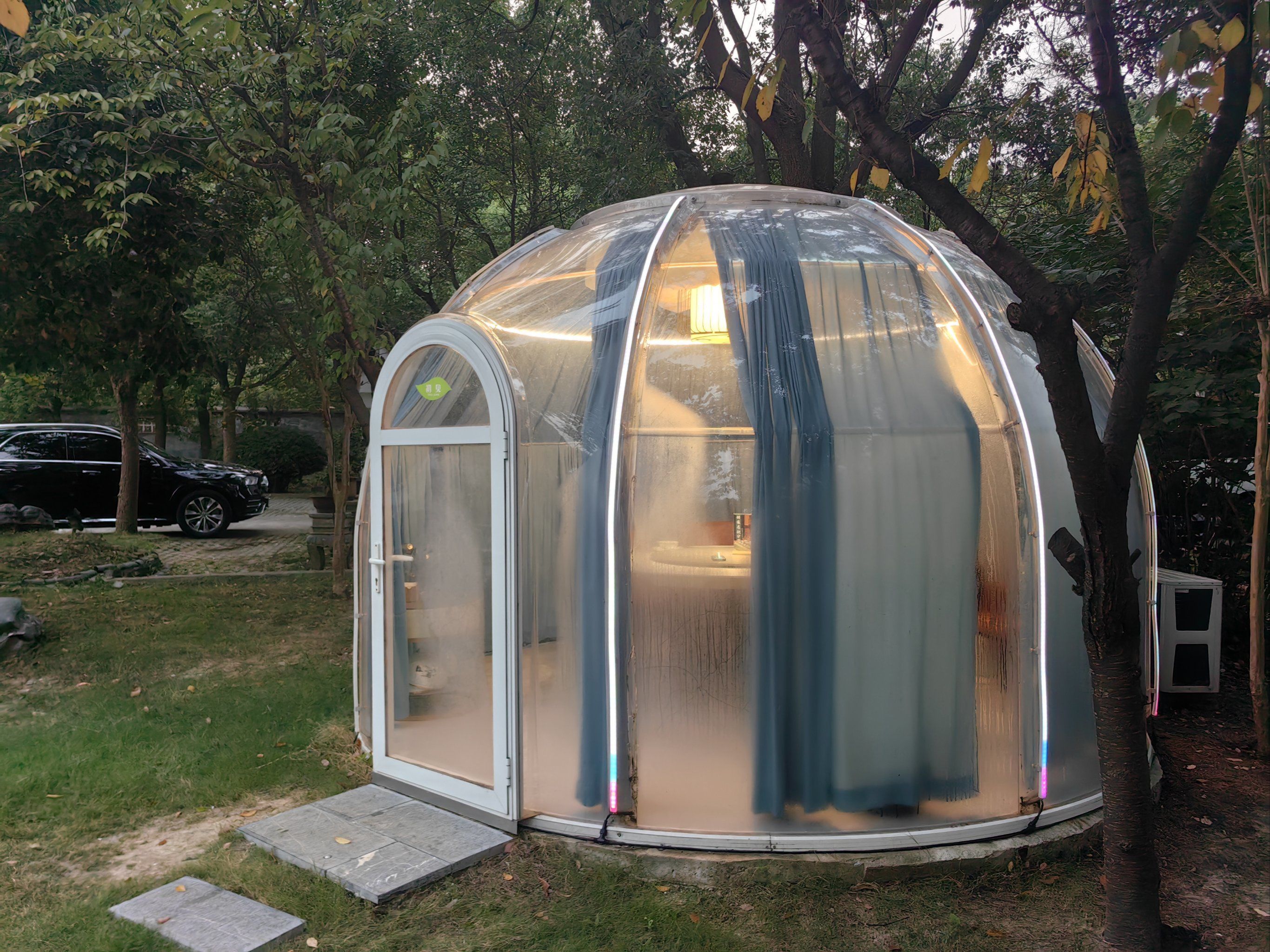 玻璃屋里的世界