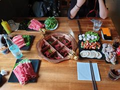 -江湖餐厅–重庆九宫格老火锅